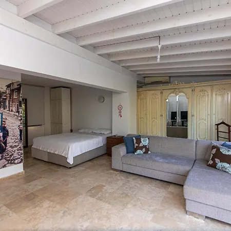 빌라 Charming Duplex 2 Min Walk To Torba Beach In